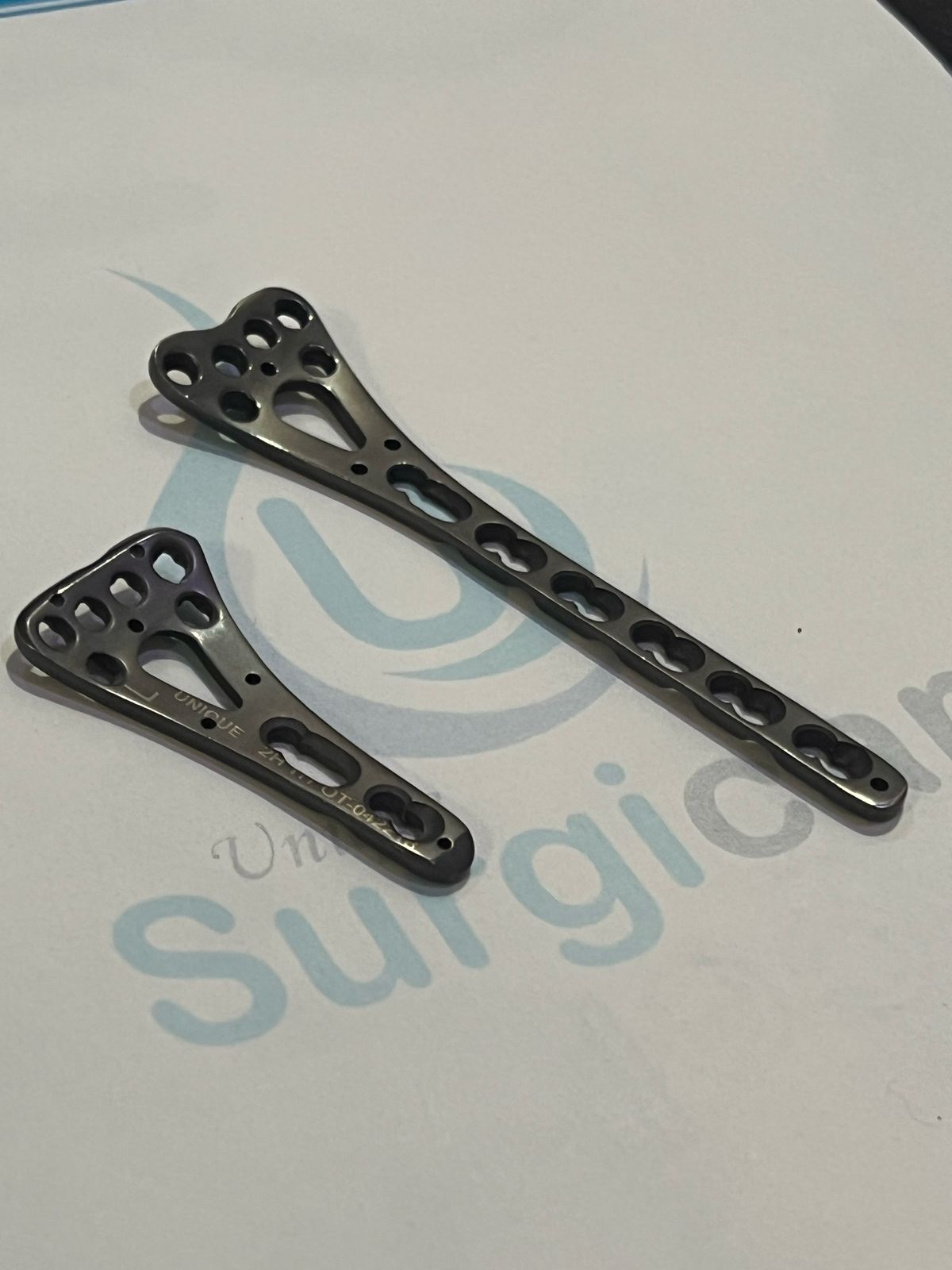 Distal radius plates titanium
