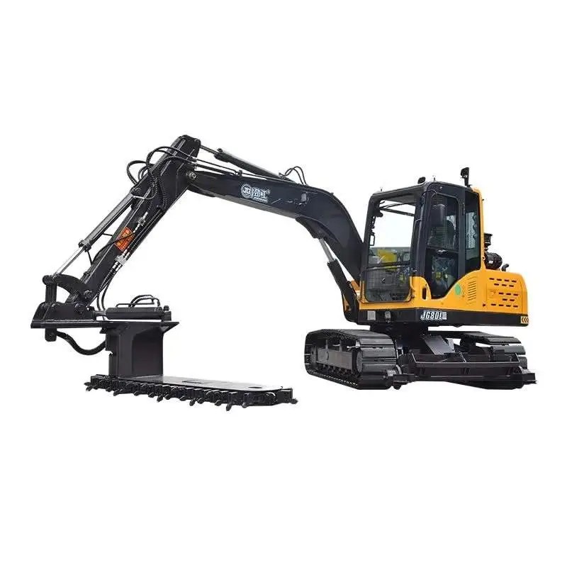 Brand New Wheeled Cotton Handling Crane with a Rotary Grab
